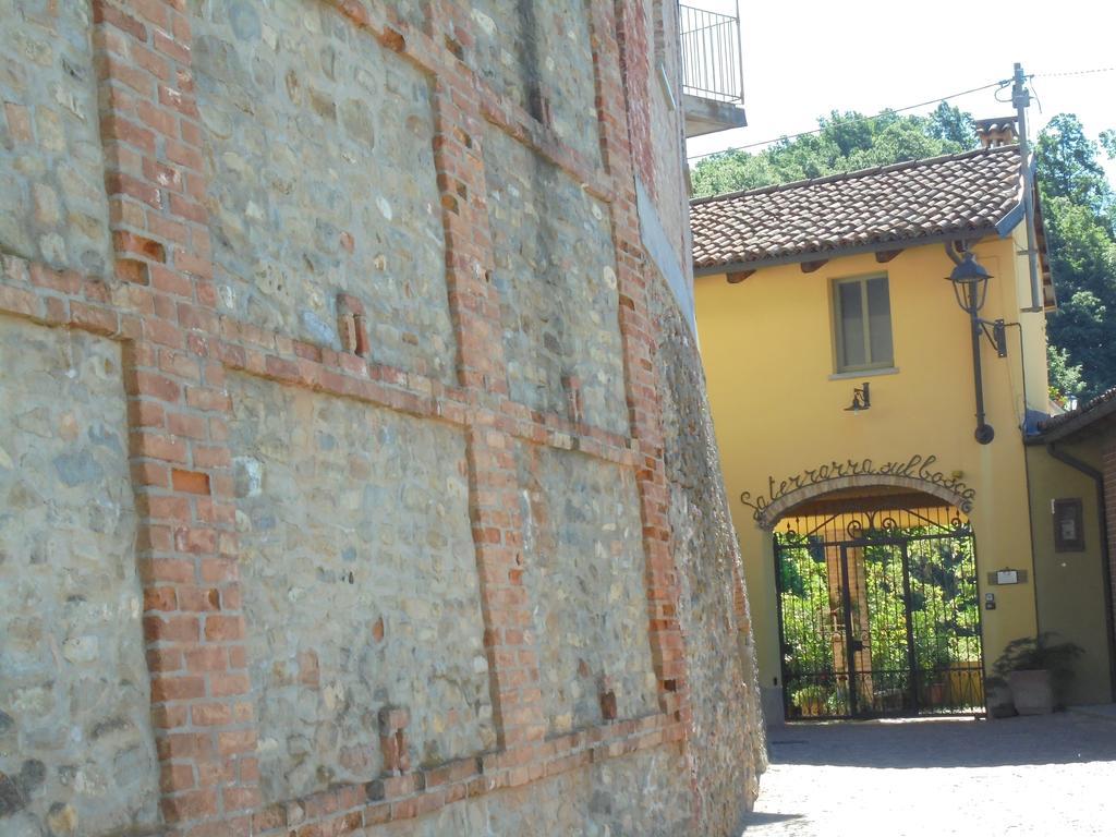 Agriturismo La Terrazza Sul Bosco Villa Barolo Exterior photo