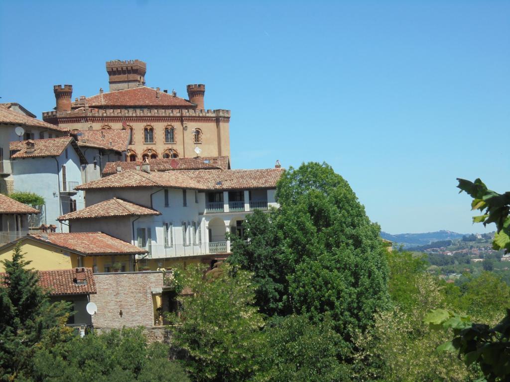 Agriturismo La Terrazza Sul Bosco Villa Barolo Exterior photo