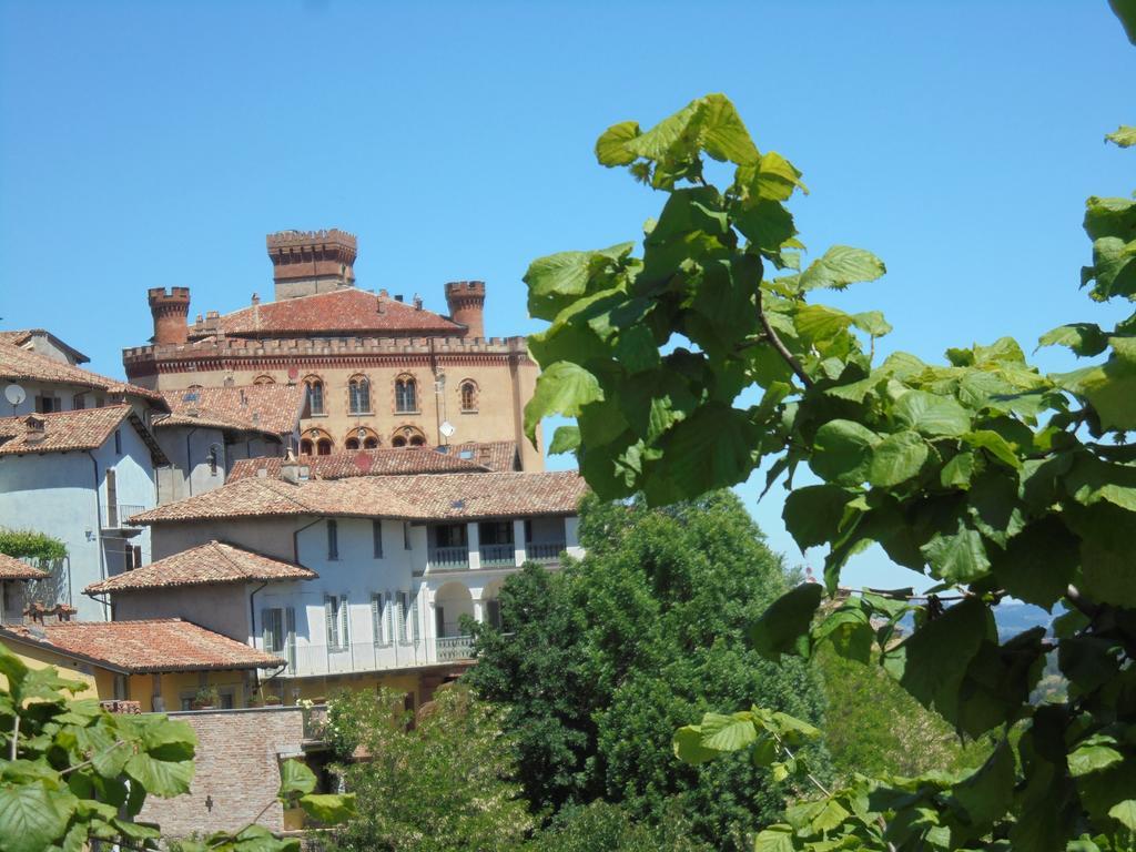 Agriturismo La Terrazza Sul Bosco Villa Barolo Exterior photo