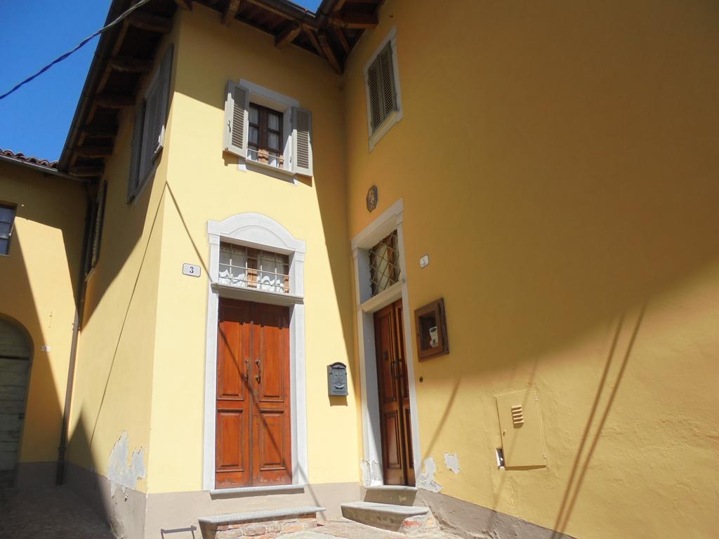 Agriturismo La Terrazza Sul Bosco Villa Barolo Exterior photo