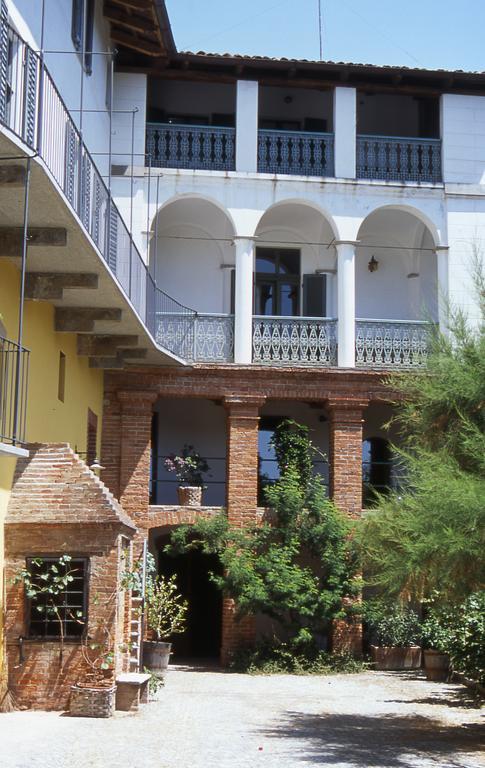 Agriturismo La Terrazza Sul Bosco Villa Barolo Exterior photo